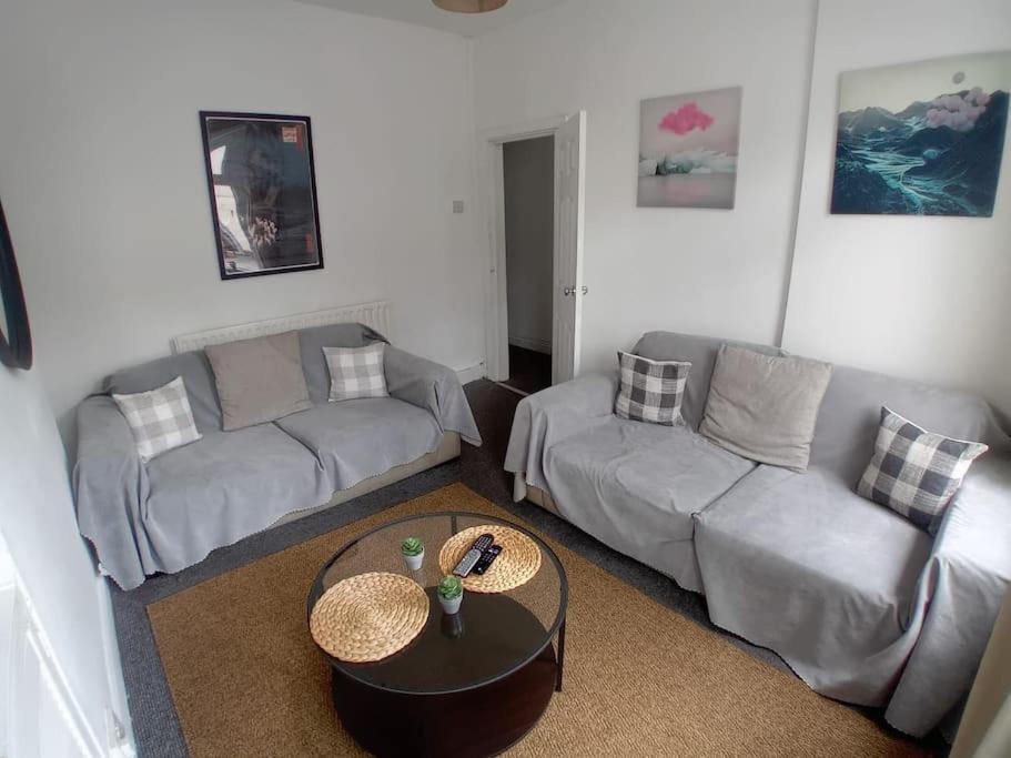 Large Family Location 3 Double Bedrooms And 1 Single Bedroom Holiday home *
